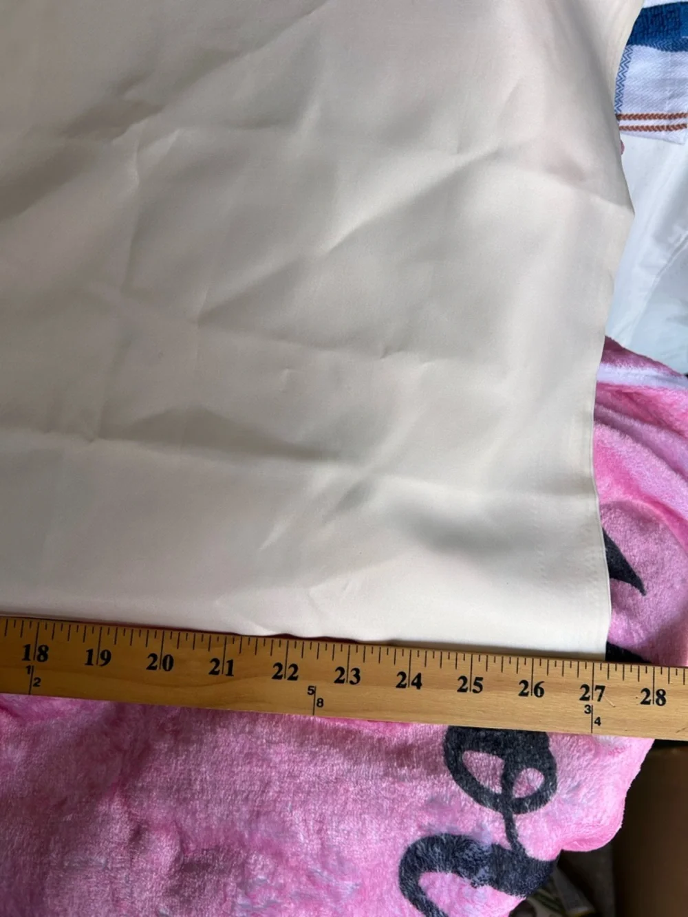 kate spade New York Cream Dust Bag - Neutral HAccessory